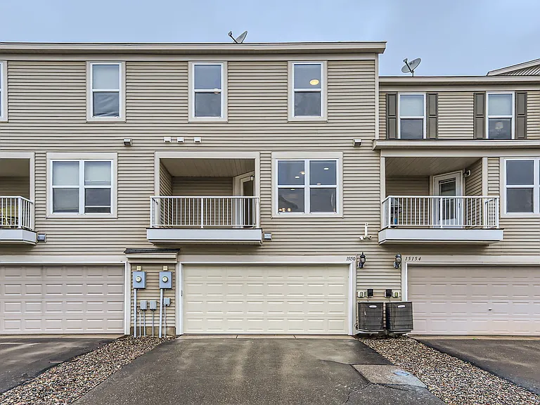15150 Fanning Dr N — Photo 26