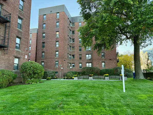 112-25 34th Avenue image 34 of 37