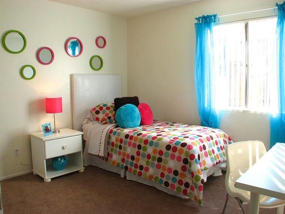 2nd image of 4032 W Osborn Rd APT 128