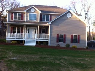 34 Milford St, Medway, MA 02053