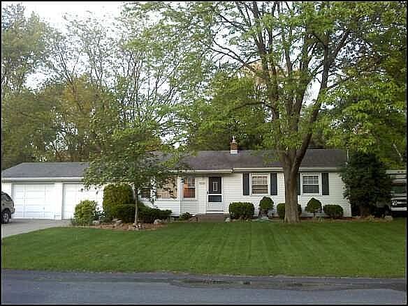 1st image of 4506 Bonneville Dr NE