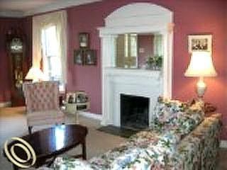 3rd image of 3645 Holly Ln