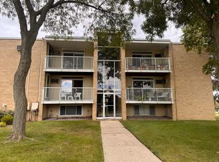 4921 Crooks Rd #10, Royal Oak, MI 48073