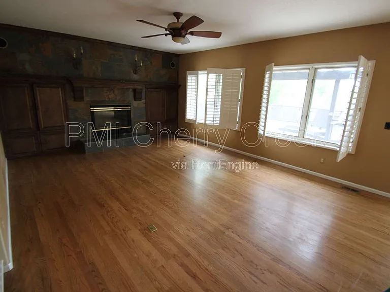 7489 Bur Oak Pl — Photo 12