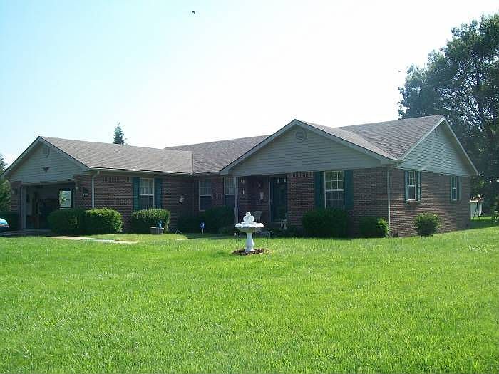 1st image of 1004 Moonlight Dr