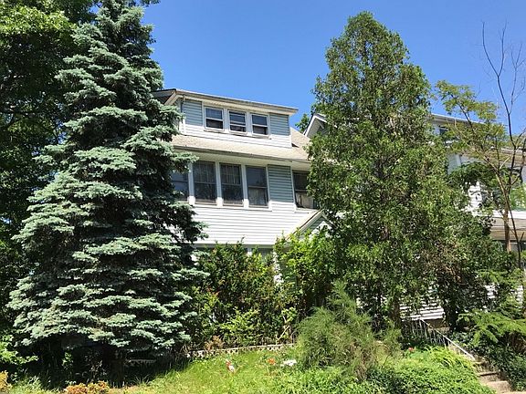 2nd image of 59-61 Montrose St