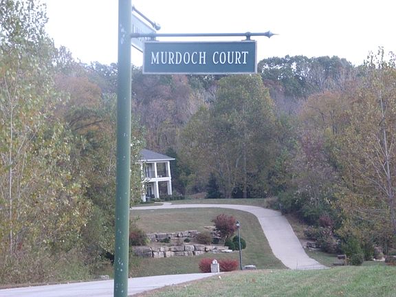 3rd image of 136 Murdoch Ct