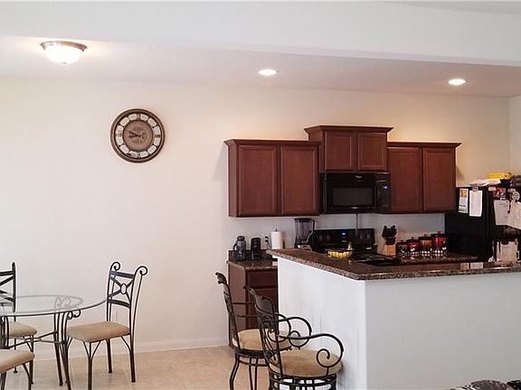5th image of 2317 Sable Wood Dr