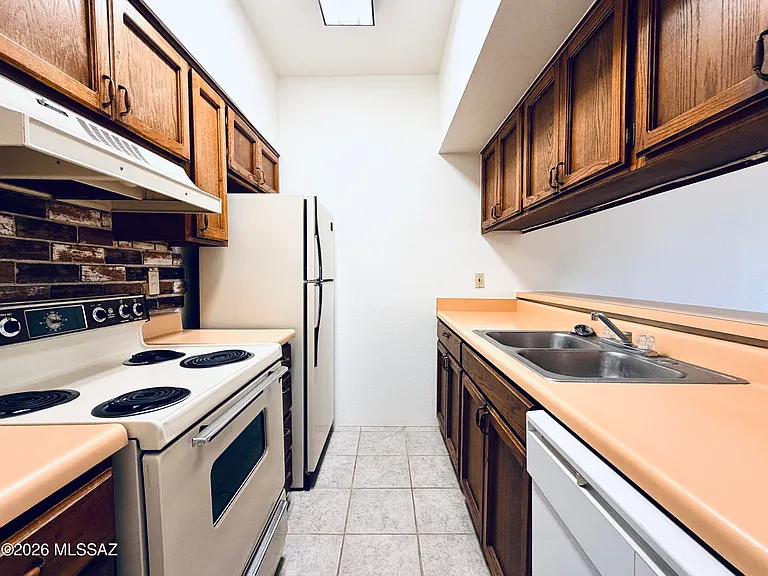 7664 E 22nd St #20 — Photo 9