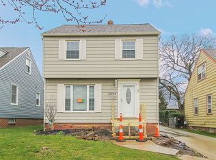 6707 Ridgewood Ave, Parma, OH 44129