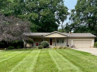 1775 Higley Rd, Lapeer, MI 48446