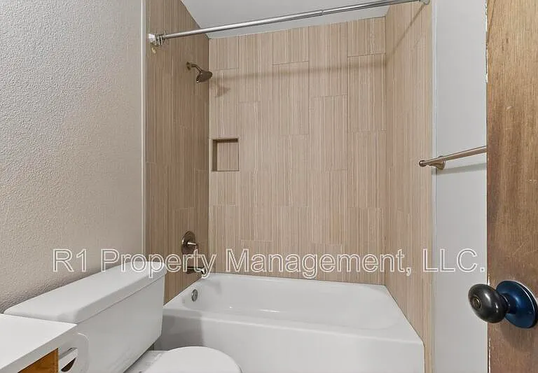 222 Shannon Pl NW #1 — Photo 29