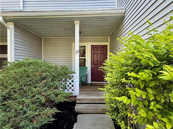 4th image of 391 Teton Ct