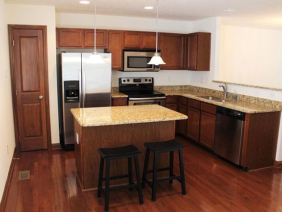 5th image of 5902 Winberry Creek Dr