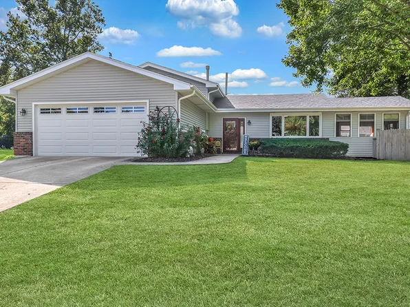 1221 Runyan Dr, Lockport, IL 60441