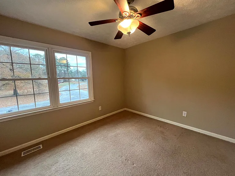 1233 Wilderness Dr — Photo 11