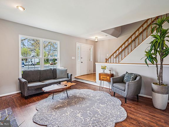 5th image of 280 Thor Bridge Ct