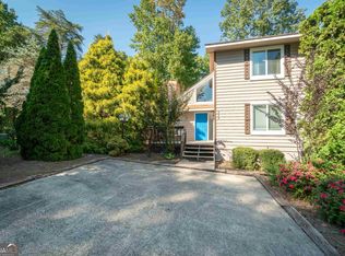 352 Alpenrosen Strasse, Helen, GA 30545