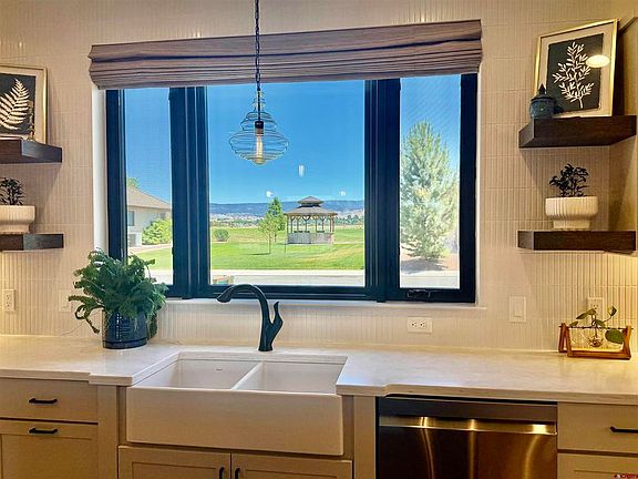 4th image of 2424 Bear Lake Drive