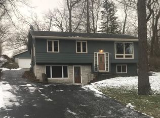 205 Dune Forest Trl, Porter, IN 46304