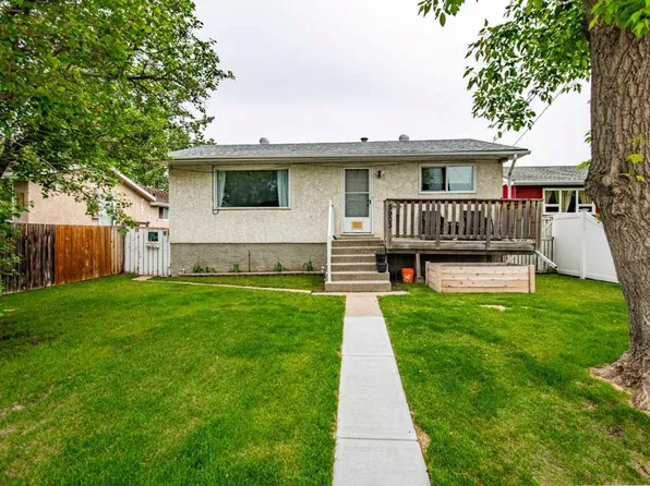 5903 56th Ave, Red Deer, AB T4N 4R1