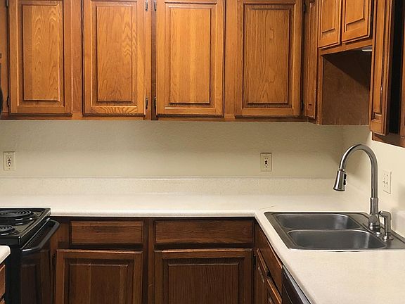3rd image of 3238 Wykes Dr #3238