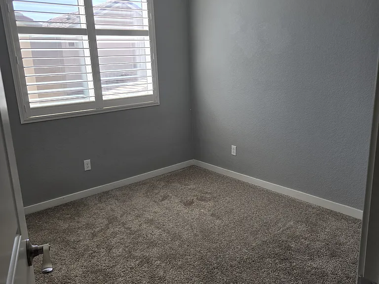3838 E Commerce Way — Photo 13