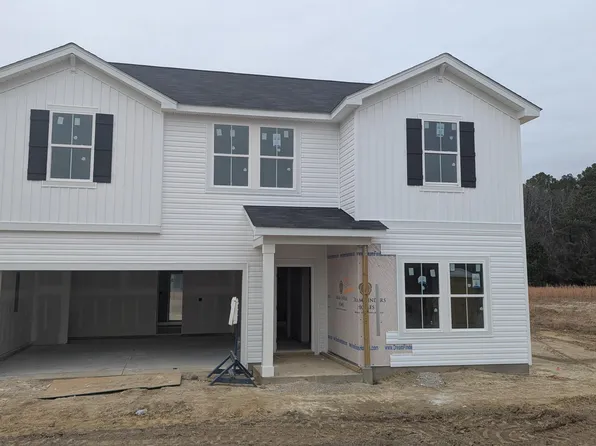 205 Shiloh Woods Cir, Smithfield, NC 27577