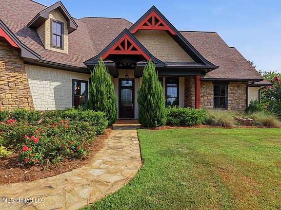 5th image of 104 Chantry Ln