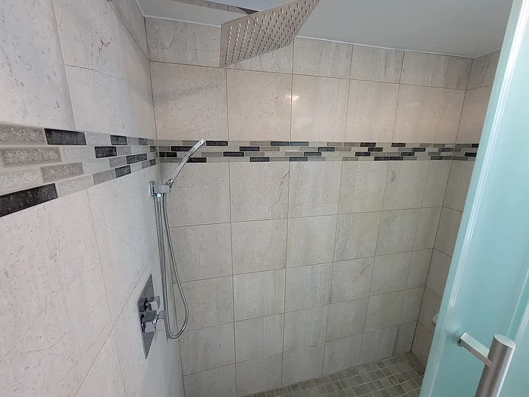 107 S 8th St #C — Photo 11