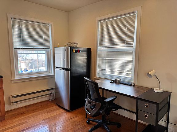 5th image of 4462 Silverwood St #2