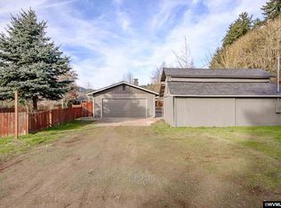 110 Coshow Ave, Brownsville, OR