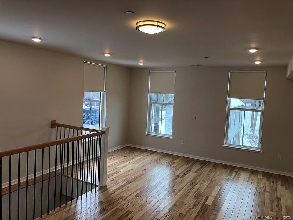 8 Main Street 8 Main St Redding CT Zillow