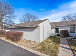 10996 Rosehill Rd, Overland Park, KS 66210