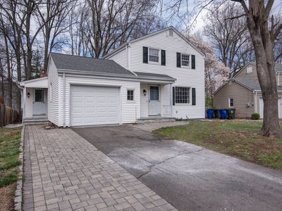 51 Shadow Lane, West Hartford, CT, 06110
