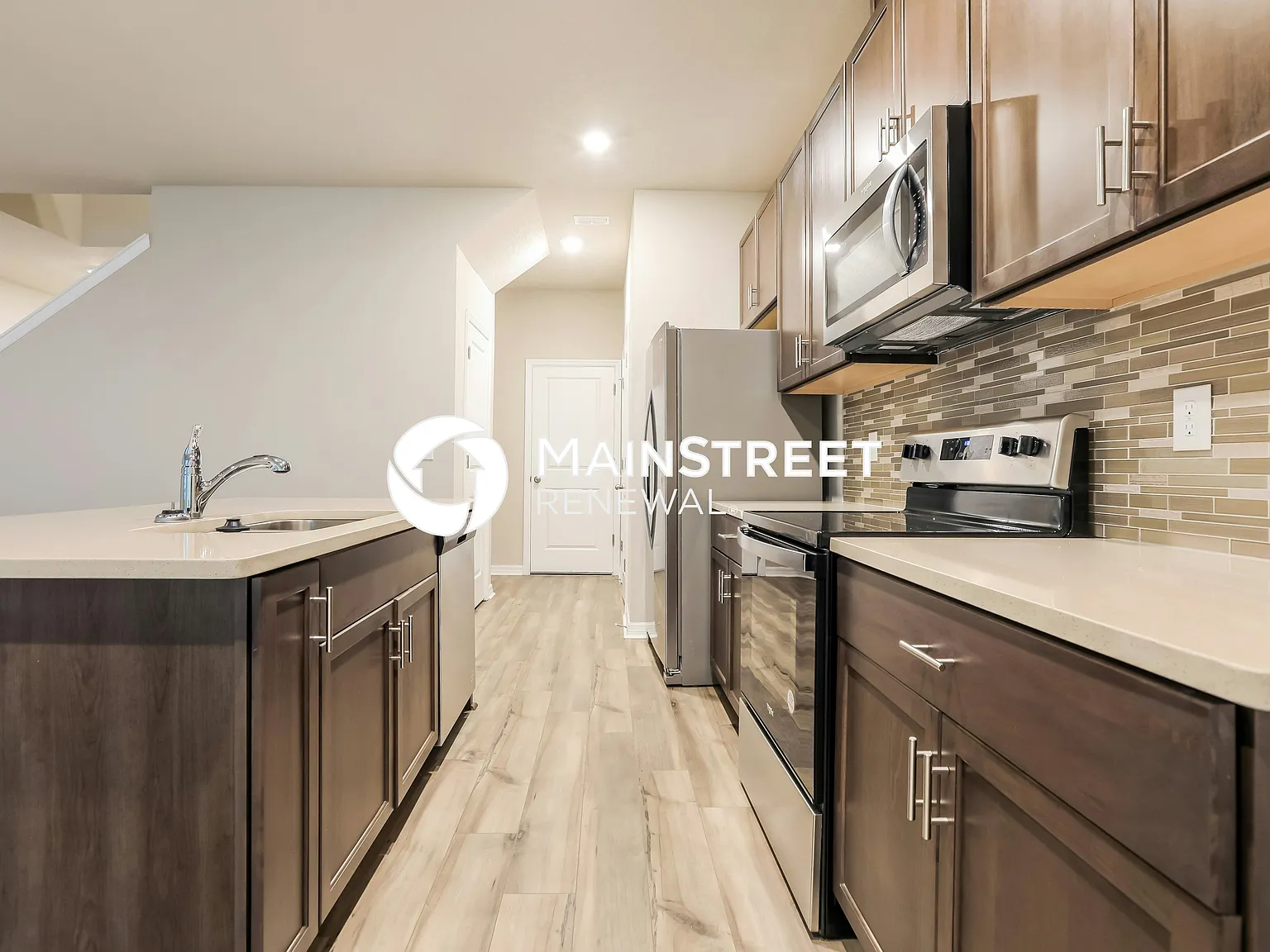 11511 Woodleaf Dr — Photo 3