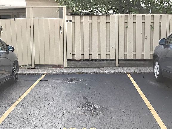 4th image of 1240 Culpepper Dr