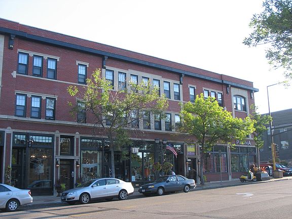 3rd image of 1583 Selby Ave #9