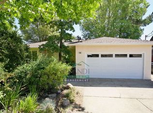 868 Las Pavadas Ave, San Rafael, CA 94903