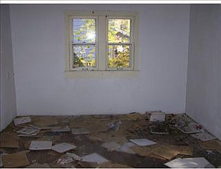 2nd image of 301 E Dayton St