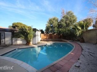 4425 McMillan Rd, Las Vegas, NV 89121