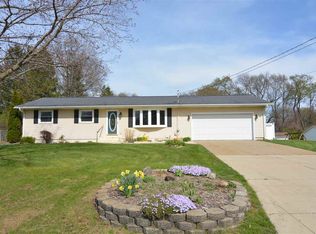 3127 Earl Dr, Spring Arbor, MI 49283