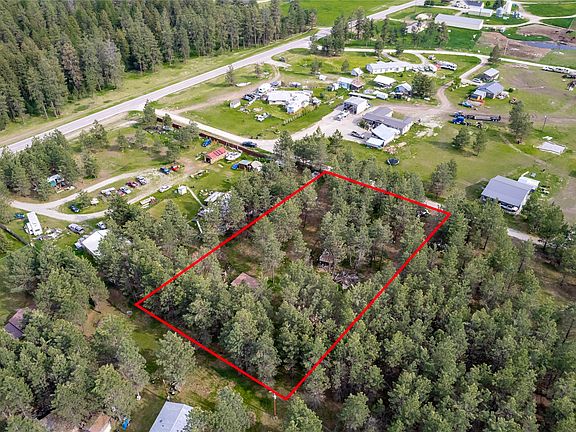 3rd image of 150 Lore Lake Ln