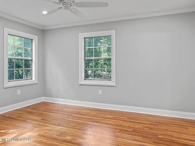 1112 Meadowbrook Rd — Photo 28