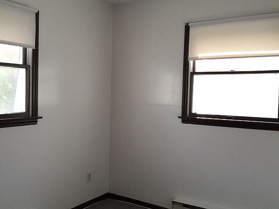 2nd image of 58 Ridge Rd APT 1