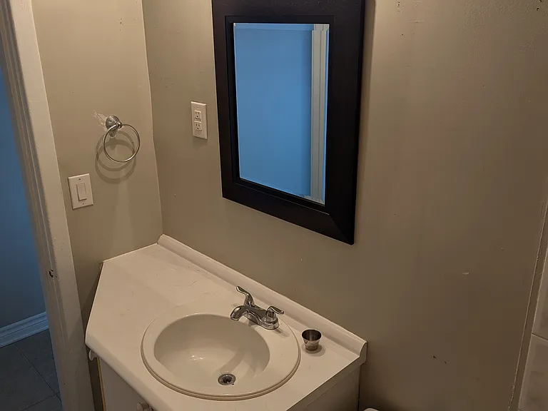 93 Carruthers Ave #3 — Photo 7