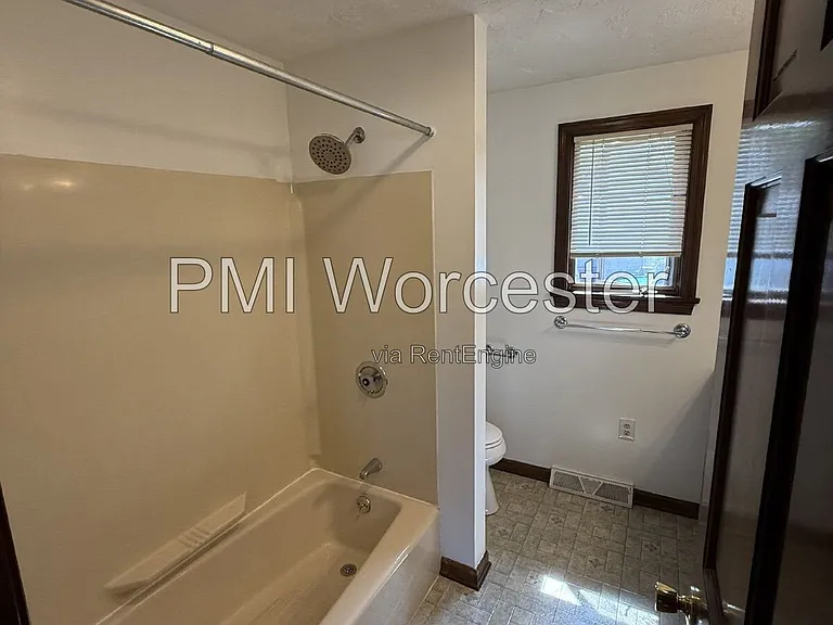 16 Seneca St — Photo 21