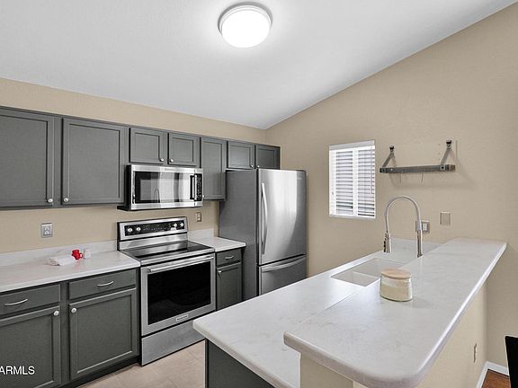 2nd image of 1701 E KERBY FARMS Road E