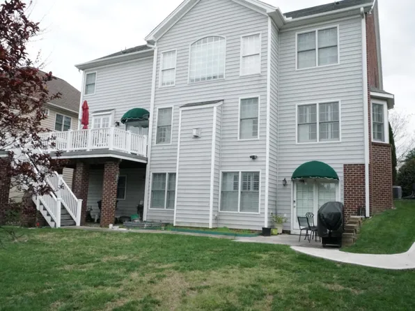 9508 Misty Creek Ln, Raleigh, NC 27617