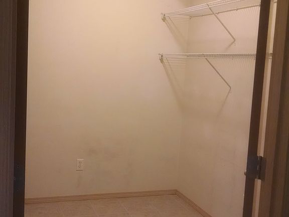 3rd image of 500 Darby Dr Unit 109